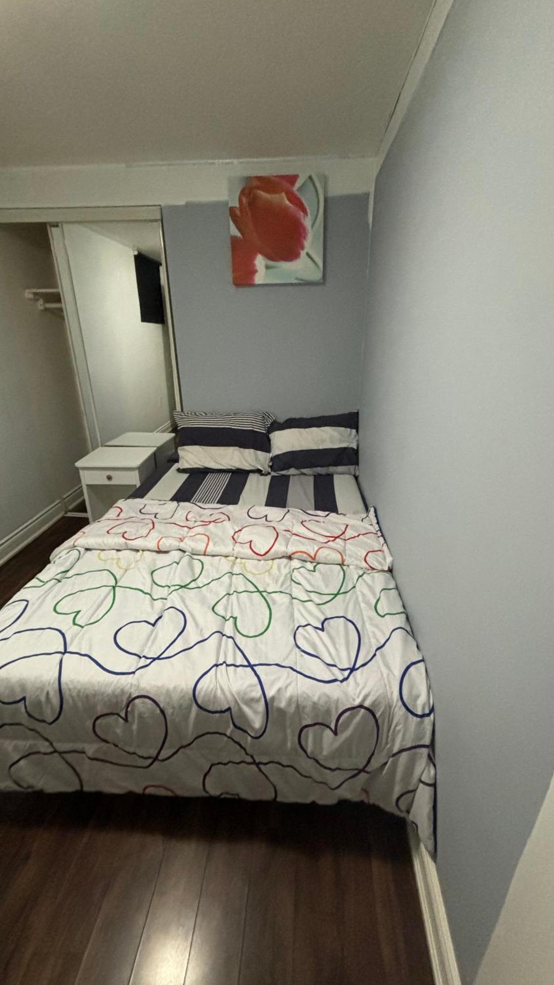 Bishop Homestay Mississauga