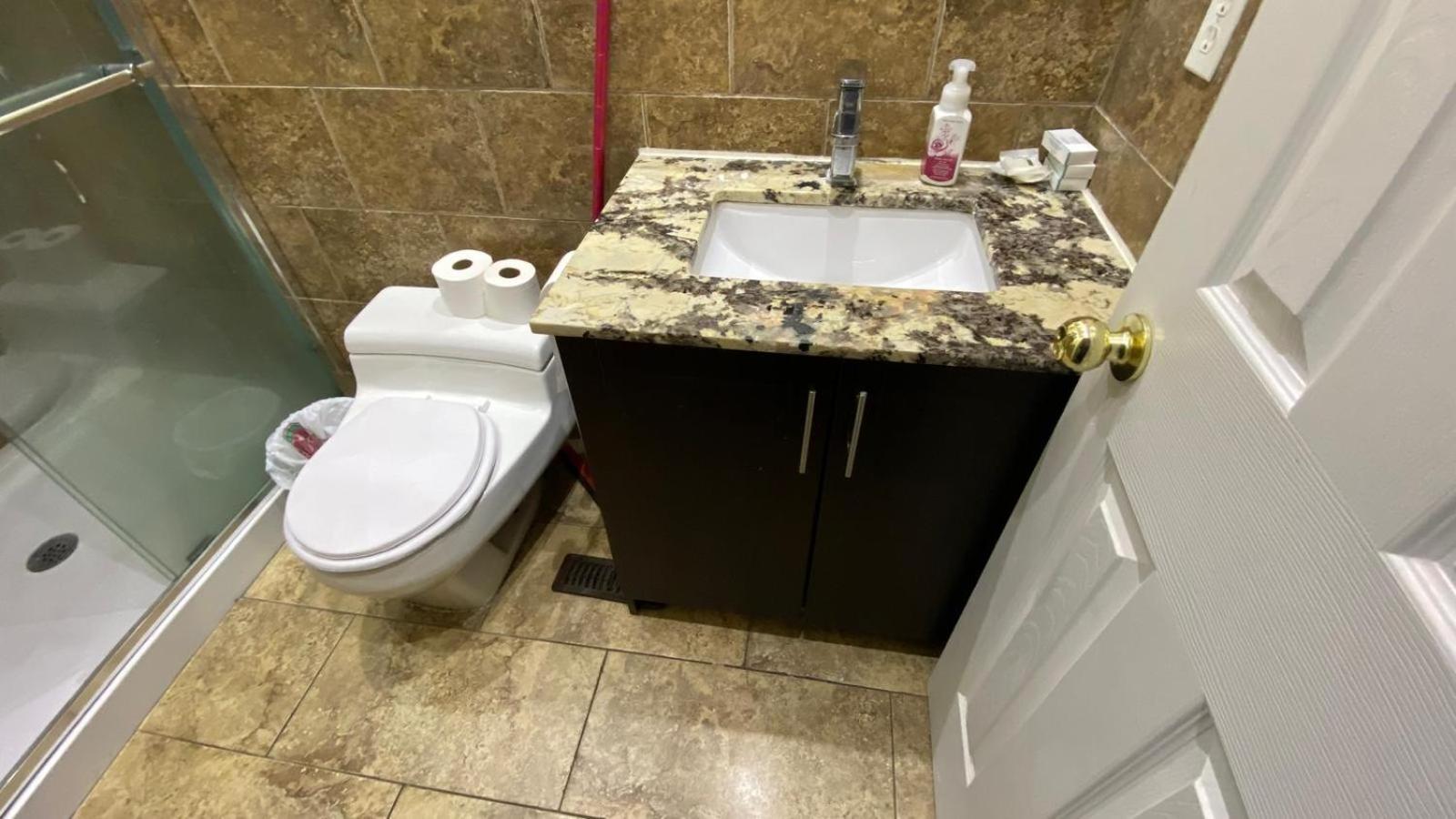 Homestay Bishop Mississauga
